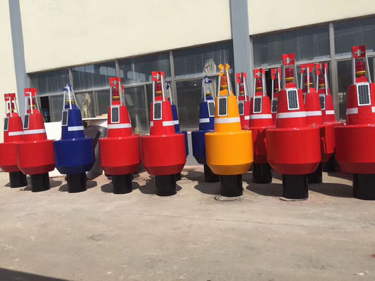 عبارة عن طائرة من البولي إيثيلين المقاومة للآثار مع الطاقة الشمسية مصباح محوري 1550mm