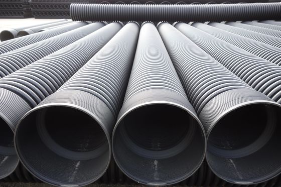 أنابيب HDPE المقاومة للتآكل للجرف قوة سحب عالية 5.8/11.8m لكل طول