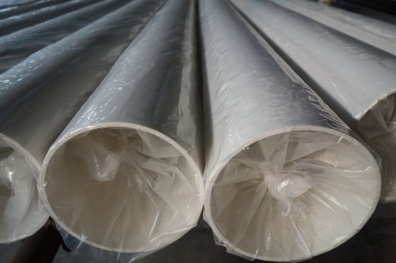 خفيف الوزن سهل التثبيت أنابيب إمدادات المياه PVC قوة سحب عالية للمشروع